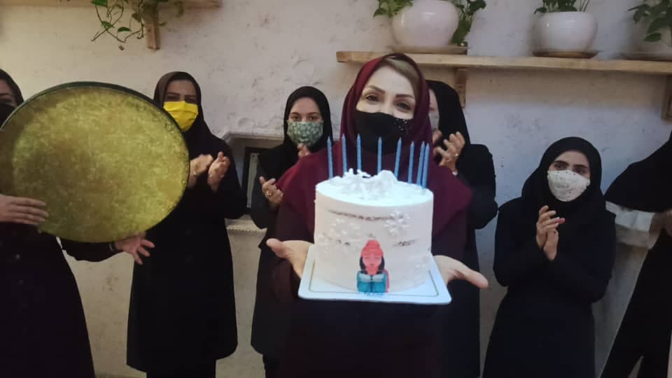 جشن تولد دختران زمستانه سرآمد